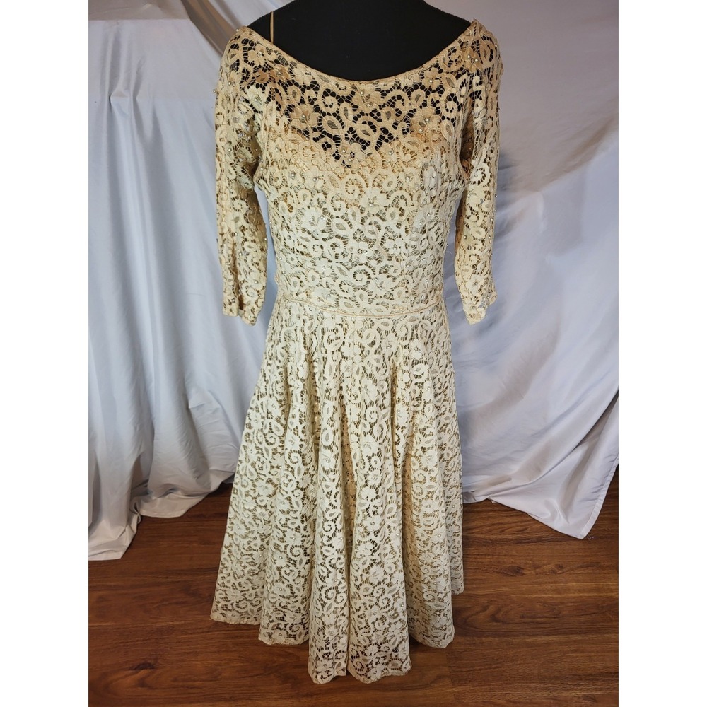 Vintage 50s Champagne Color  Full Lace Wedding Dress Pearl Accents Size 10